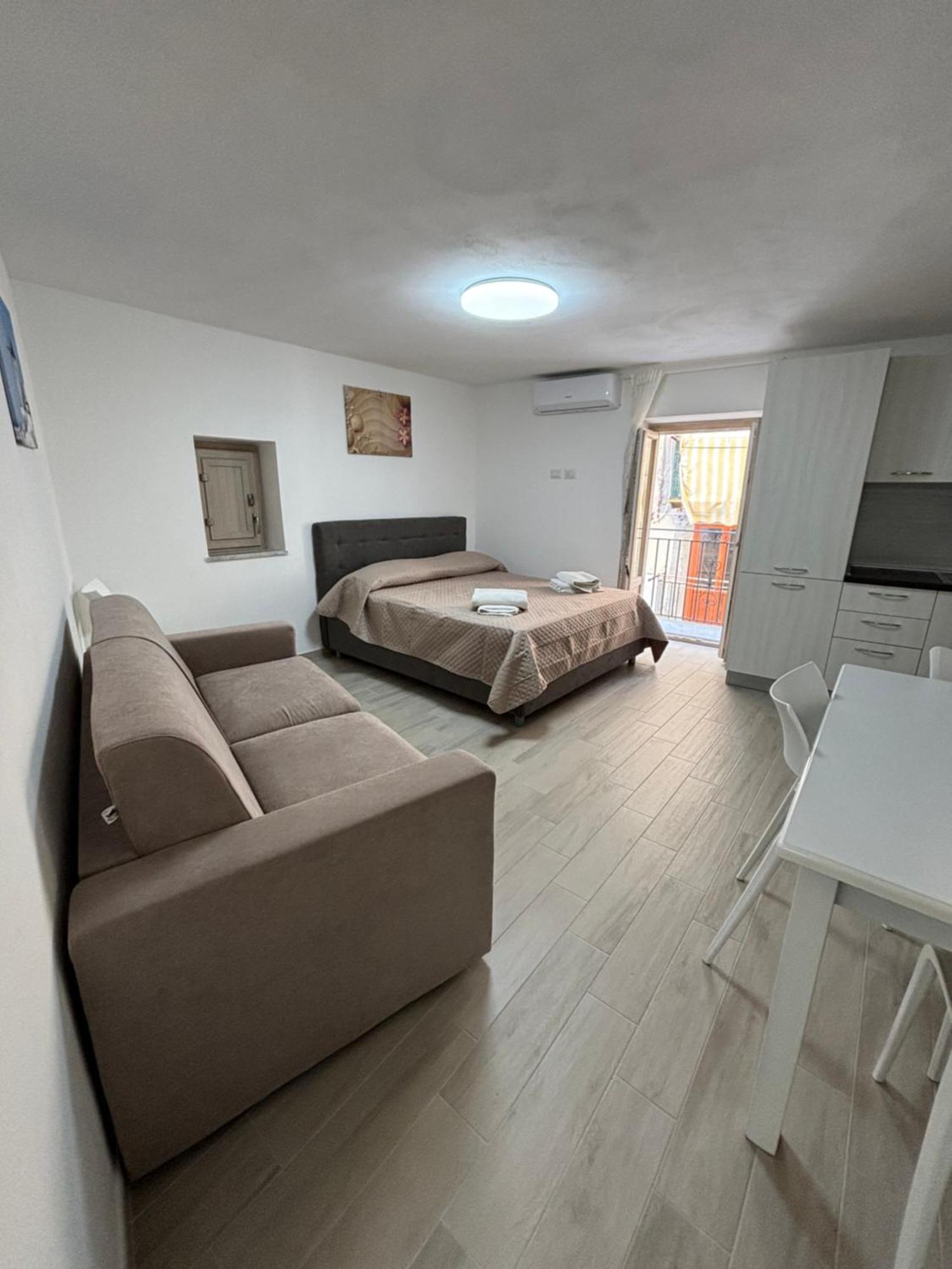 House Nonna Pina Apartment Cefalu Ngoại thất bức ảnh
