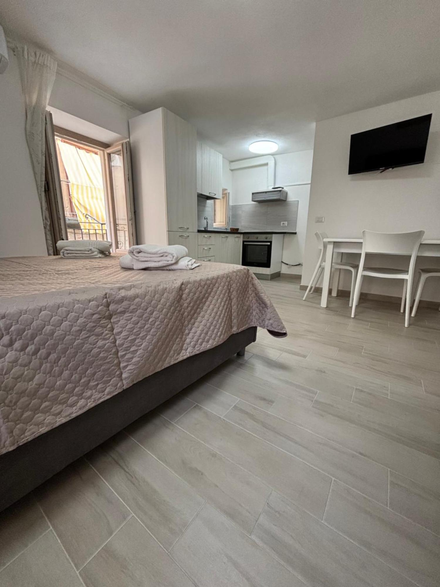 House Nonna Pina Apartment Cefalu Ngoại thất bức ảnh